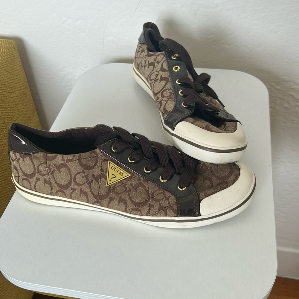 Guess Sneakers